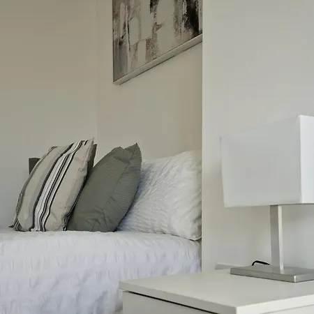 Dweller - Comfortable Leeds City Apartment * Leeds (West Yorkshire)